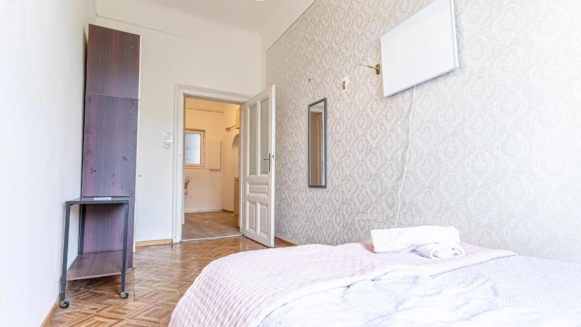Vintage 1Br With Shared Garden - U6 Metro & Danube Apartamento Viena 0*,  Áustria