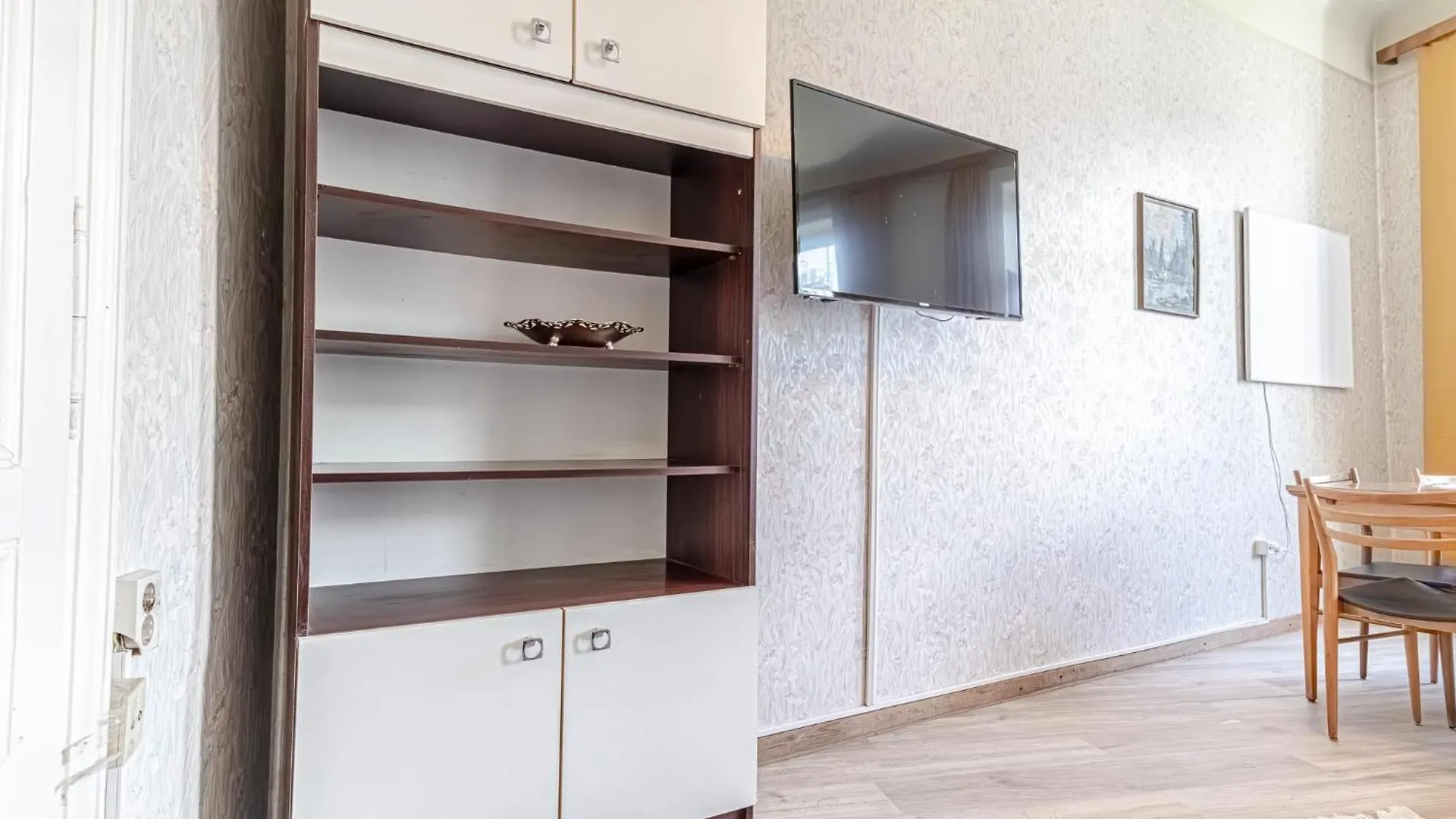 Appartamento Vintage 1Br With Shared Garden - U6 Metro & Danube Vienna